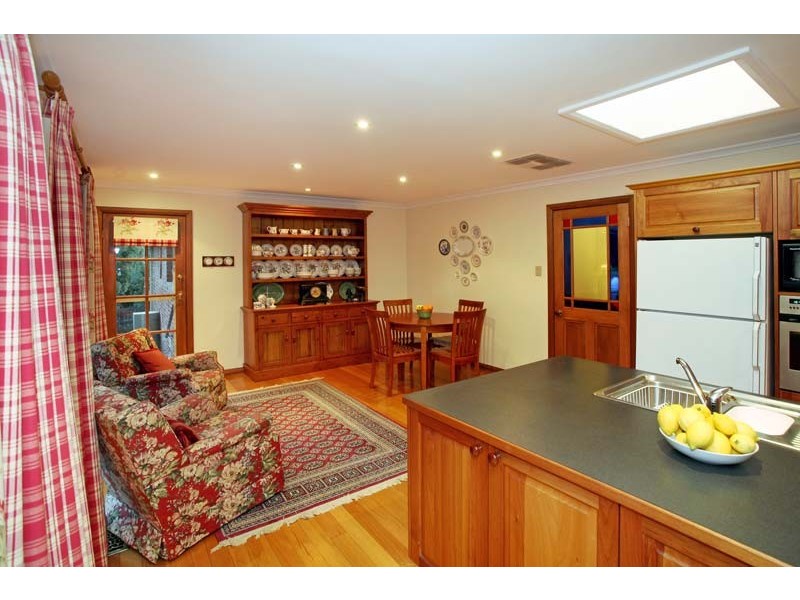 22 Nandina Street, Forest Hill VIC 3131