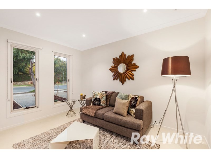 2A Minerva Crescent, Vermont South VIC 3133