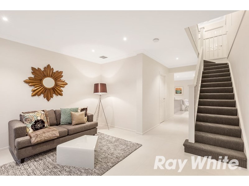 2A Minerva Crescent, Vermont South VIC 3133