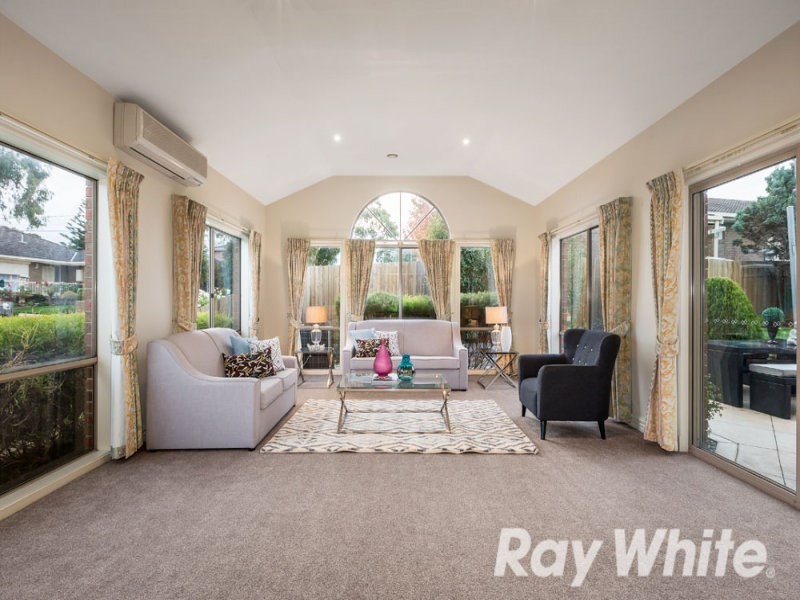 28 Elonara Road, Vermont South VIC 3133