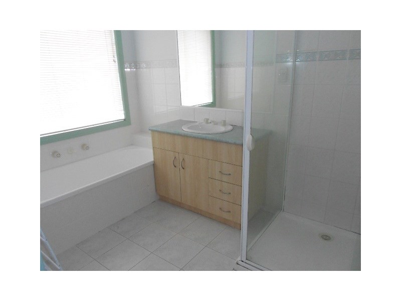 2/184 Clayton Road, Clayton VIC 3168