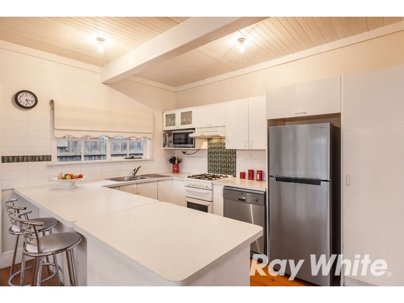 438 Middleborough Road, Blackburn VIC 3130