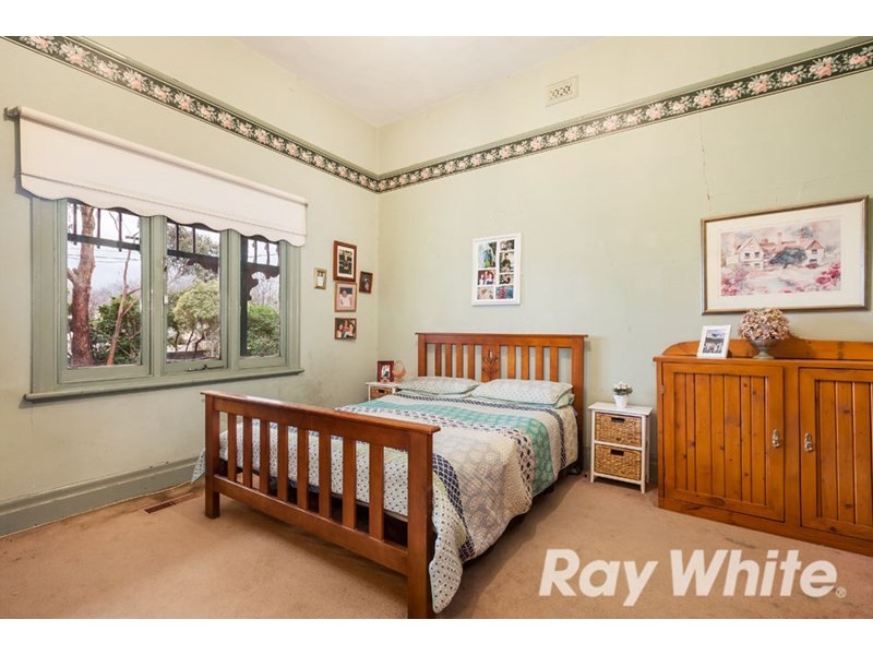 438 Middleborough Road, Blackburn VIC 3130