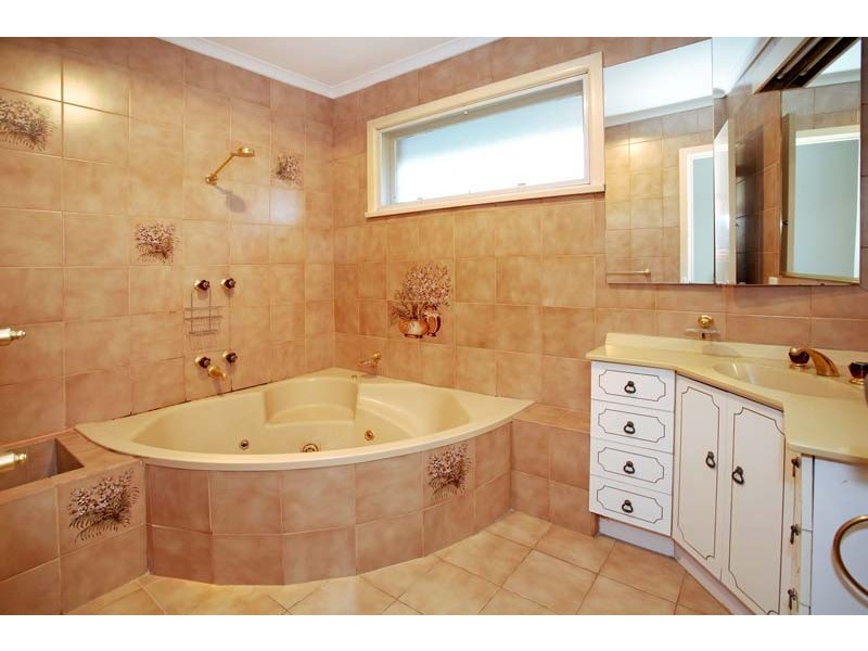 25 Boyd Street, Blackburn South VIC 3130