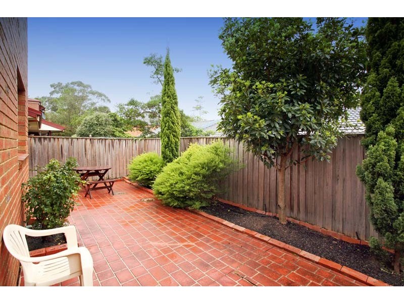 8 Sandon Circuit, Forest Hill VIC 3131