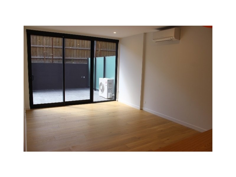 G07/5 Sovereign Point Court, Doncaster VIC 3108