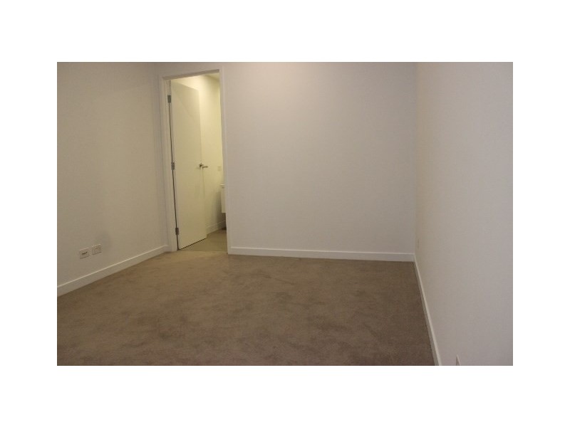 G07/5 Sovereign Point Court, Doncaster VIC 3108