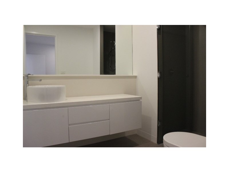 G07/5 Sovereign Point Court, Doncaster VIC 3108