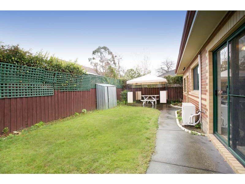 2A Cook Road, Mitcham VIC 3132