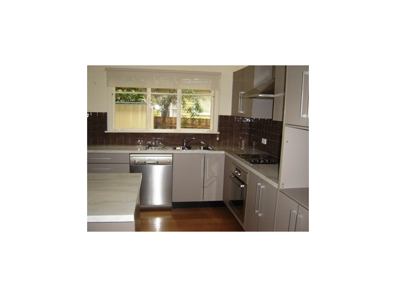 1/12 Cootamundra Crescent, Blackburn VIC 3130