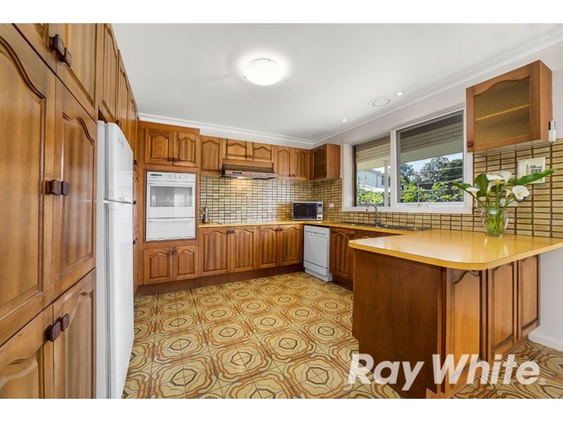 35 Venice Avenue, Mitcham VIC 3132