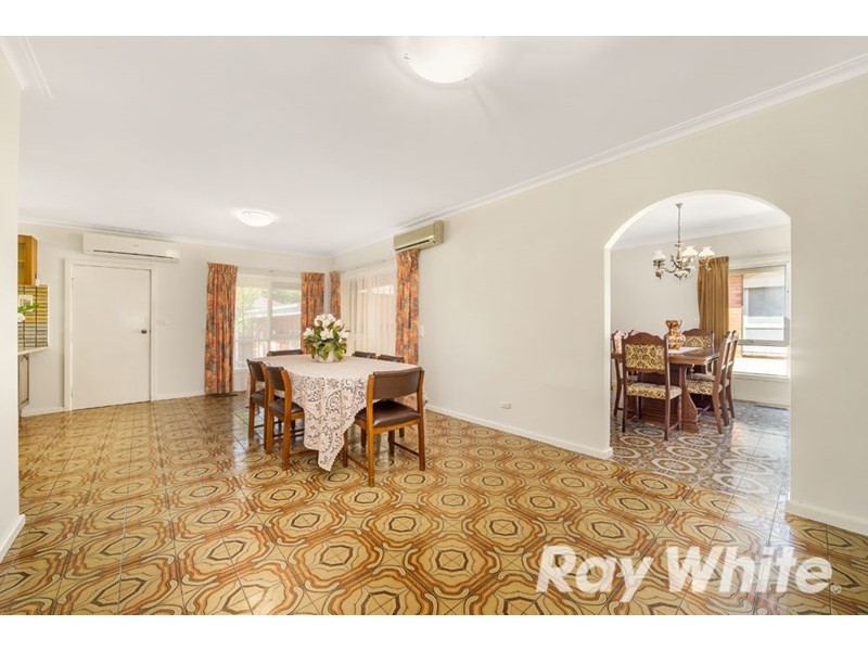 35 Venice Avenue, Mitcham VIC 3132