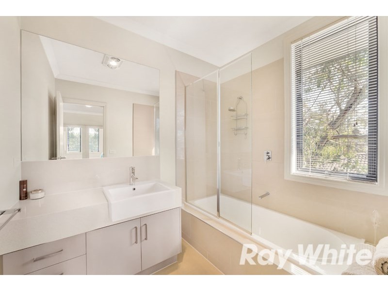 8/39 Karingal Street, Croydon North VIC 3136