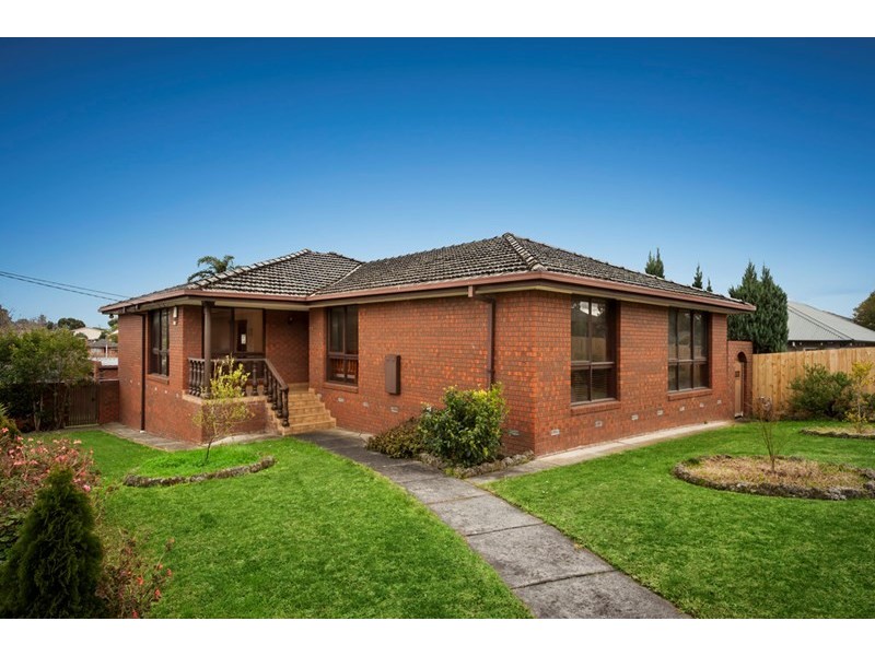 32 Royton Street, Burwood East VIC 3151