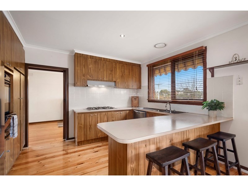 32 Royton Street, Burwood East VIC 3151