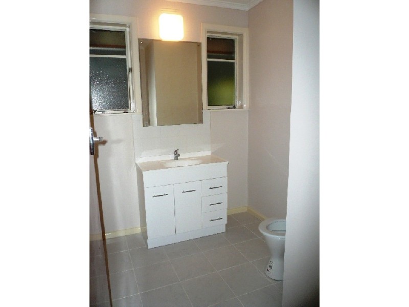 33 Blackburn Road, Blackburn VIC 3130