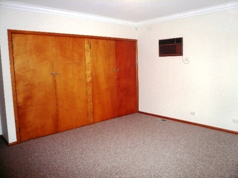 33 Blackburn Road, Blackburn VIC 3130