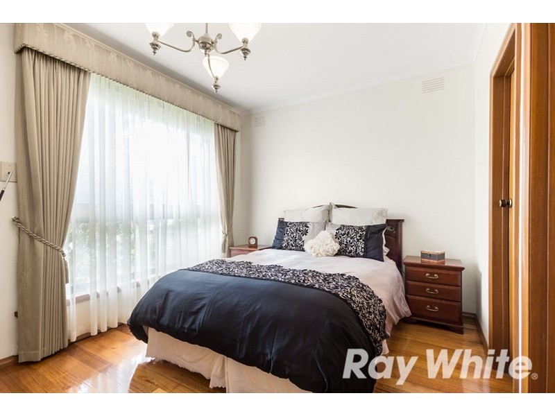54 Worthing Avenue, Burwood East VIC 3151