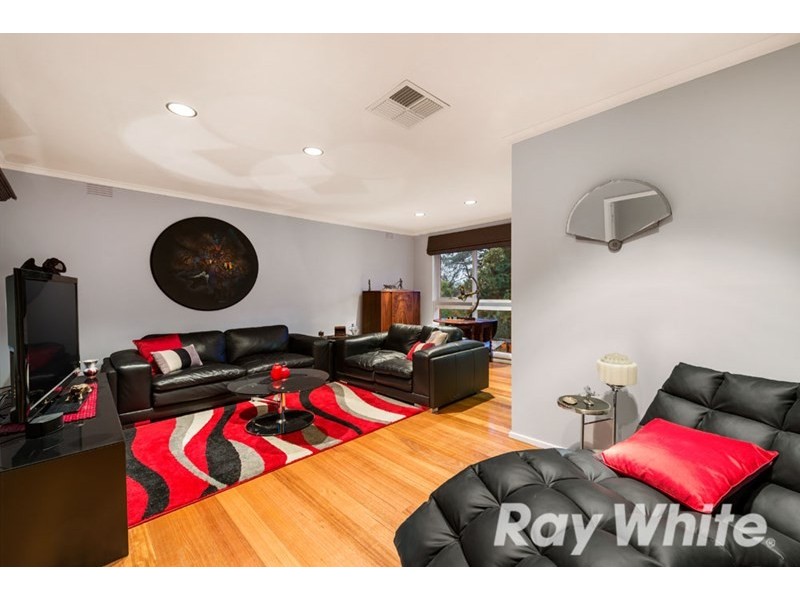 16 Boronia Grove, Doncaster East VIC 3109