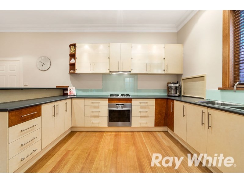 11 Latrobe Street, Box Hill South VIC 3128