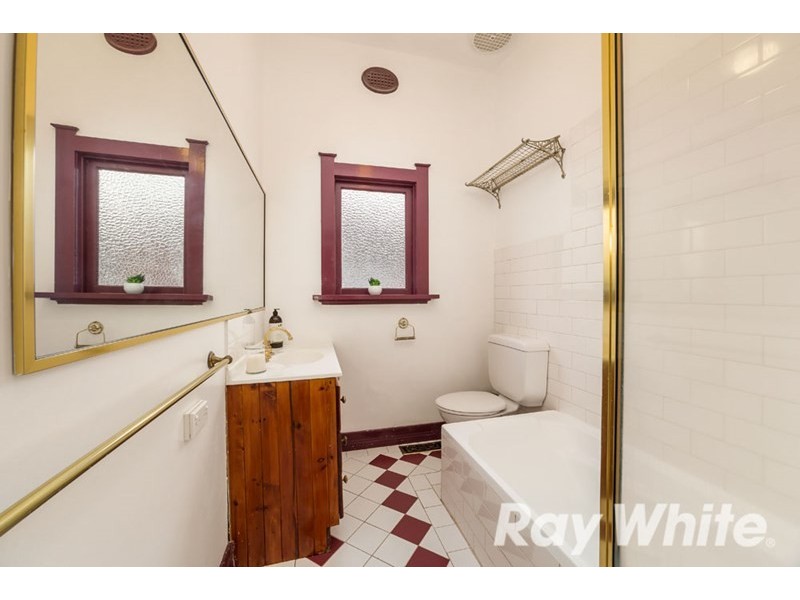 11 Latrobe Street, Box Hill South VIC 3128