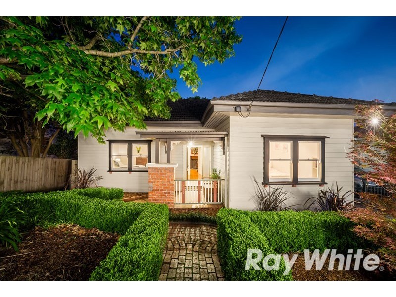 11 Latrobe Street, Box Hill South VIC 3128