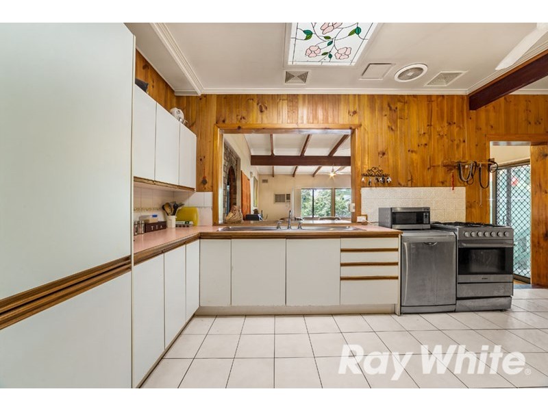 40 Clifton Street, Blackburn VIC 3130