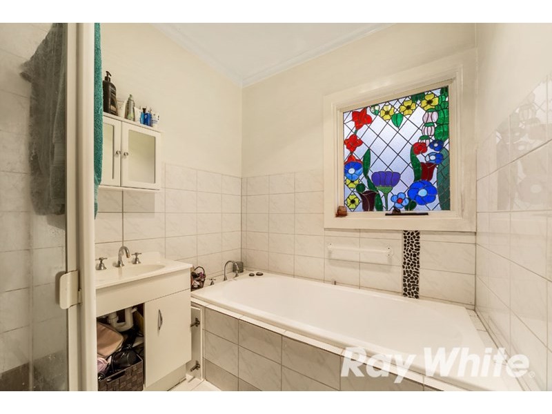 40 Clifton Street, Blackburn VIC 3130