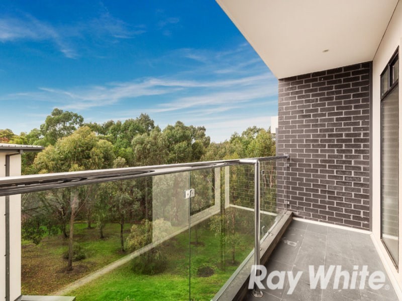 4/20 Hughes Street, Burwood VIC 3125