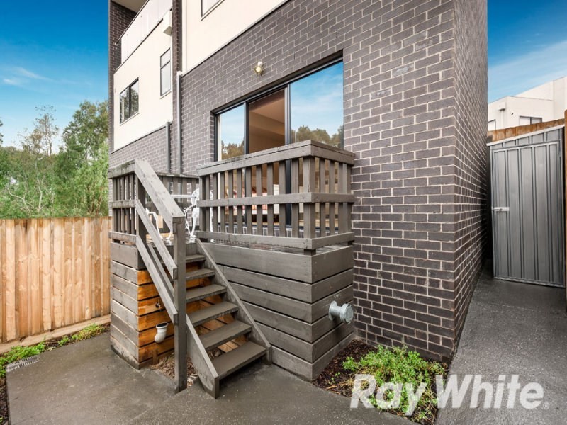 4/20 Hughes Street, Burwood VIC 3125