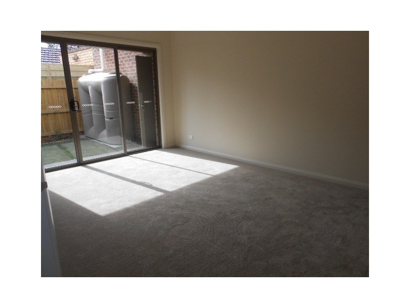 1/167 Surrey Road, Blackburn VIC 3130