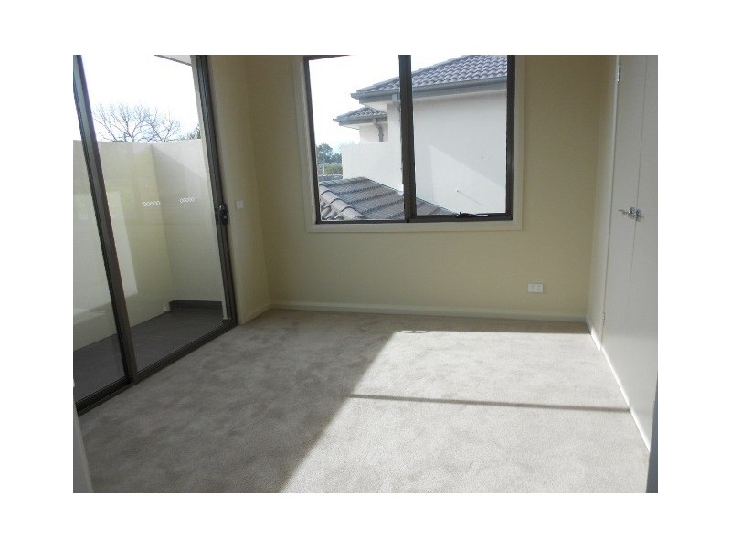 1/167 Surrey Road, Blackburn VIC 3130