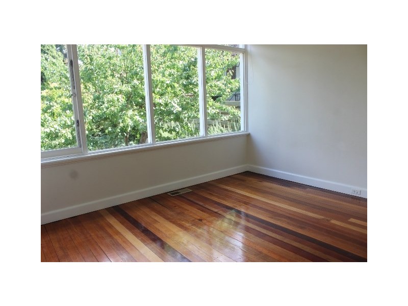 4 Fletcher Parade, Burwood VIC 3125