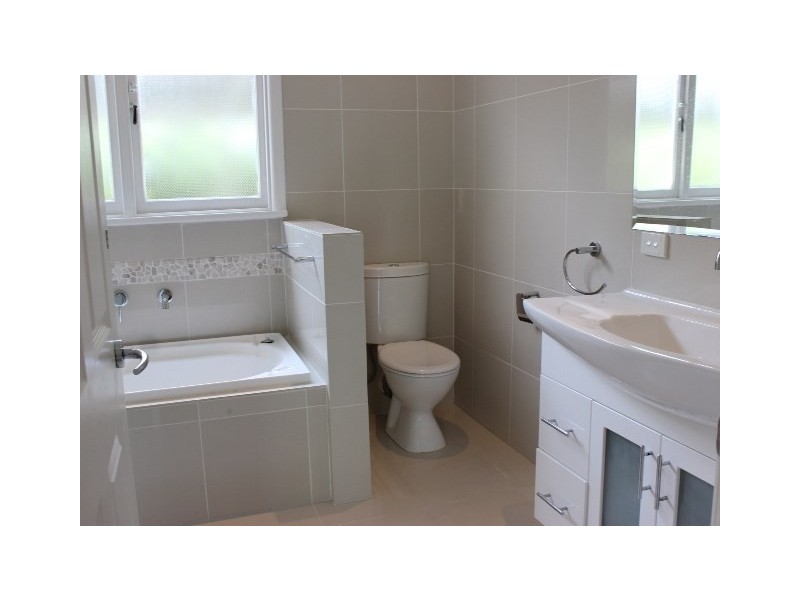 4 Fletcher Parade, Burwood VIC 3125