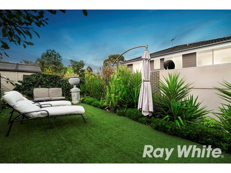 2 The Range Boulevard, Croydon VIC 3136