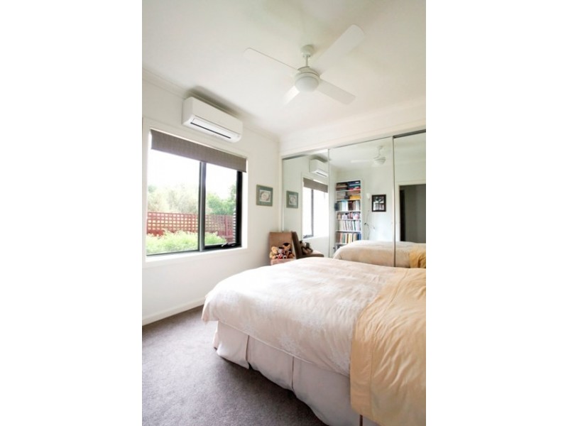 2/2 Kneale Drive, Box Hill North VIC 3129