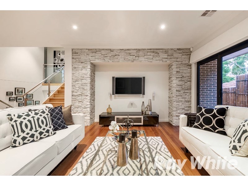 7 Downton Grove, Kew VIC 3101