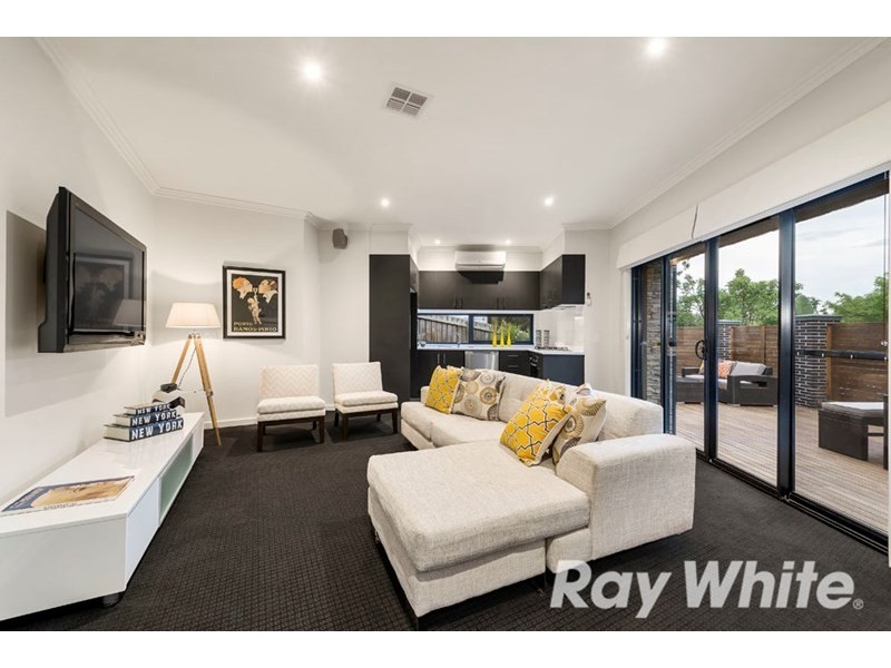 7 Downton Grove, Kew VIC 3101