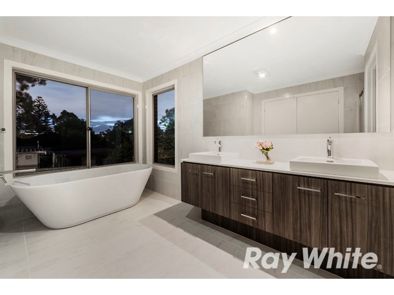 6 Marama Street, Blackburn South VIC 3130