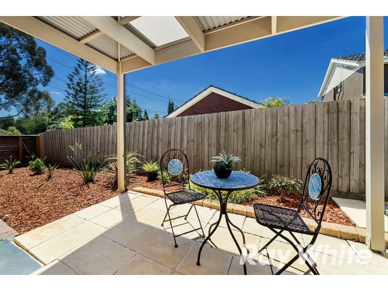 5 Allison Road, Forest Hill VIC 3131