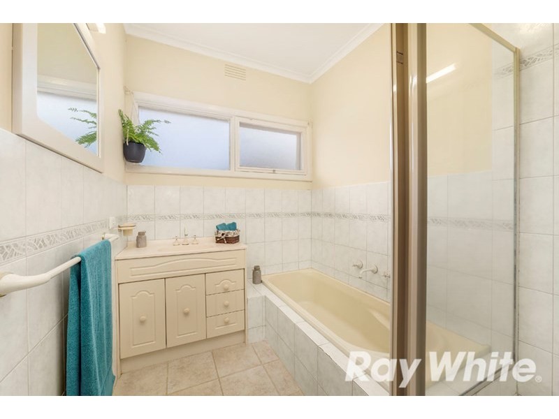 5 Violet Court, Blackburn South VIC 3130