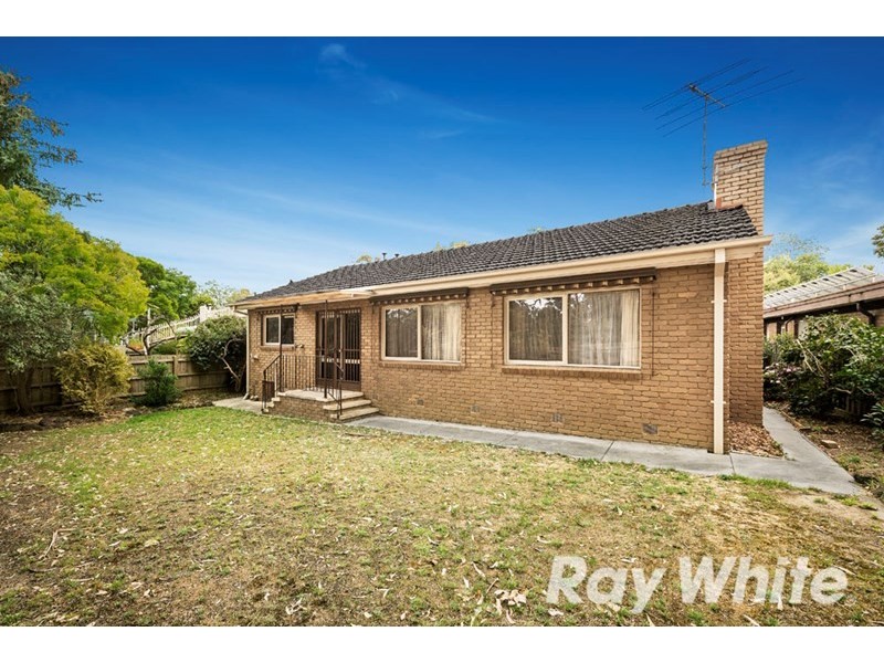 7 Suffolk Street, Blackburn VIC 3130