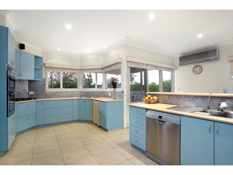 18 Ellsa Street, Balwyn North VIC 3104