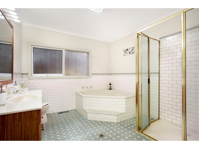 18 Ellsa Street, Balwyn North VIC 3104