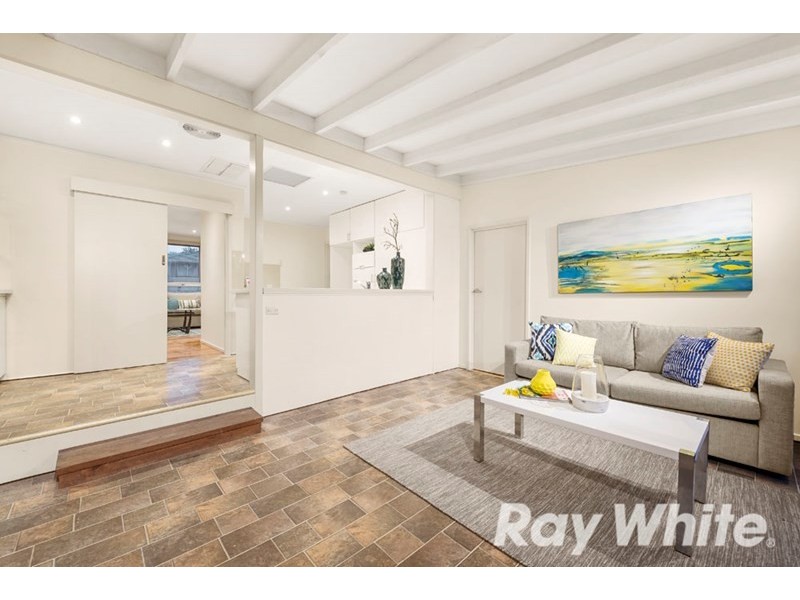 42 Moreton Crescent, Bundoora VIC 3083