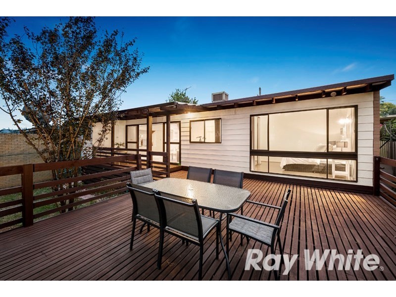 42 Moreton Crescent, Bundoora VIC 3083