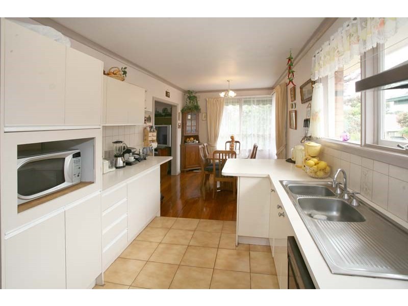 38 Mudgee Street, Burwood East VIC 3151