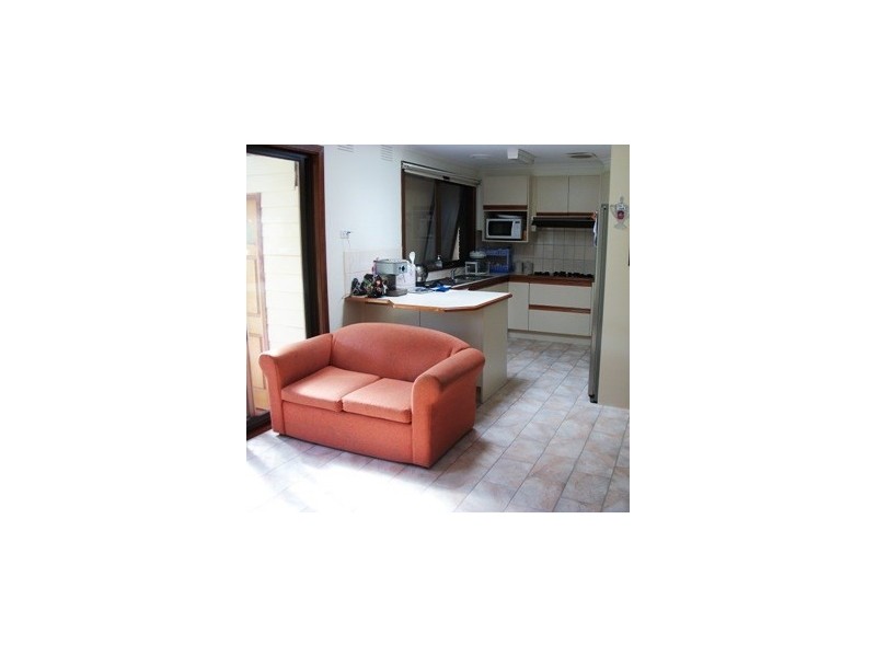 17 Huntingdon Avenue, Bayswater North VIC 3153