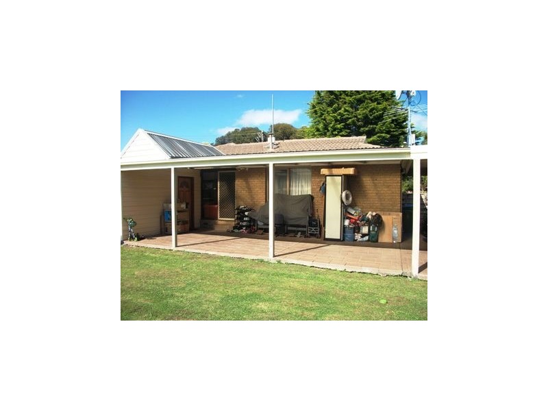 17 Huntingdon Avenue, Bayswater North VIC 3153