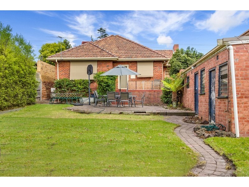437 Warrigal Road, Burwood VIC 3125
